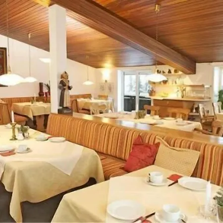 Herzberger Garni & Otel Scheidegg